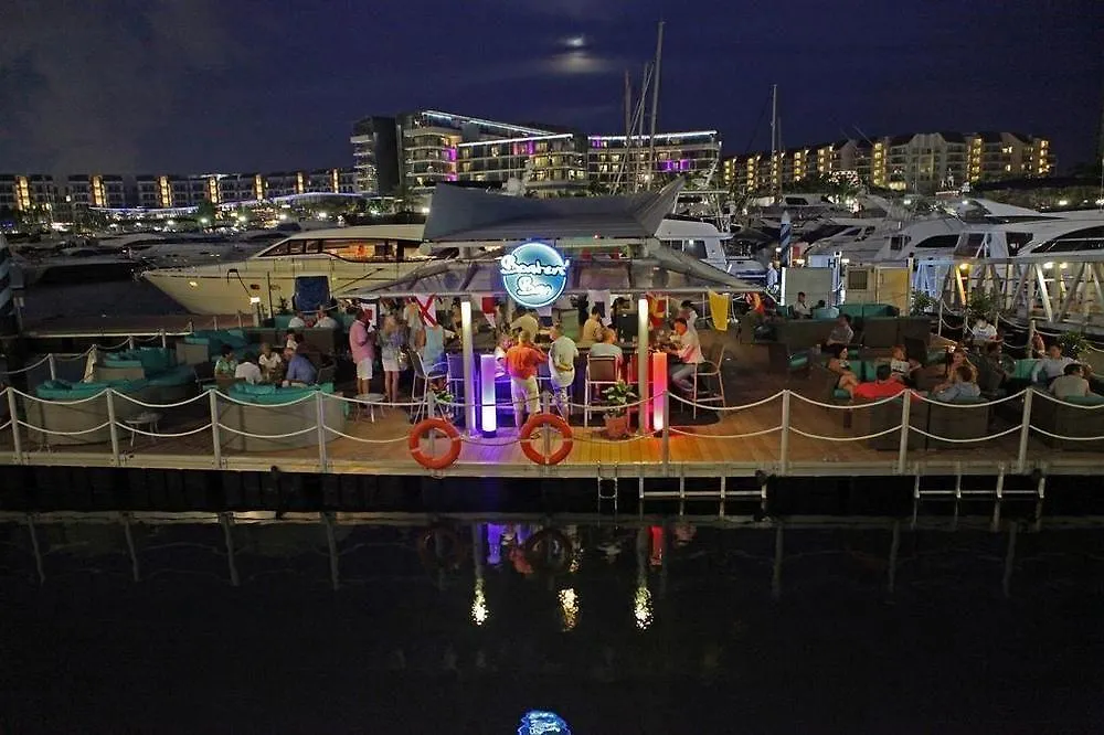 One15 Marina Sentosa Cove Singapura